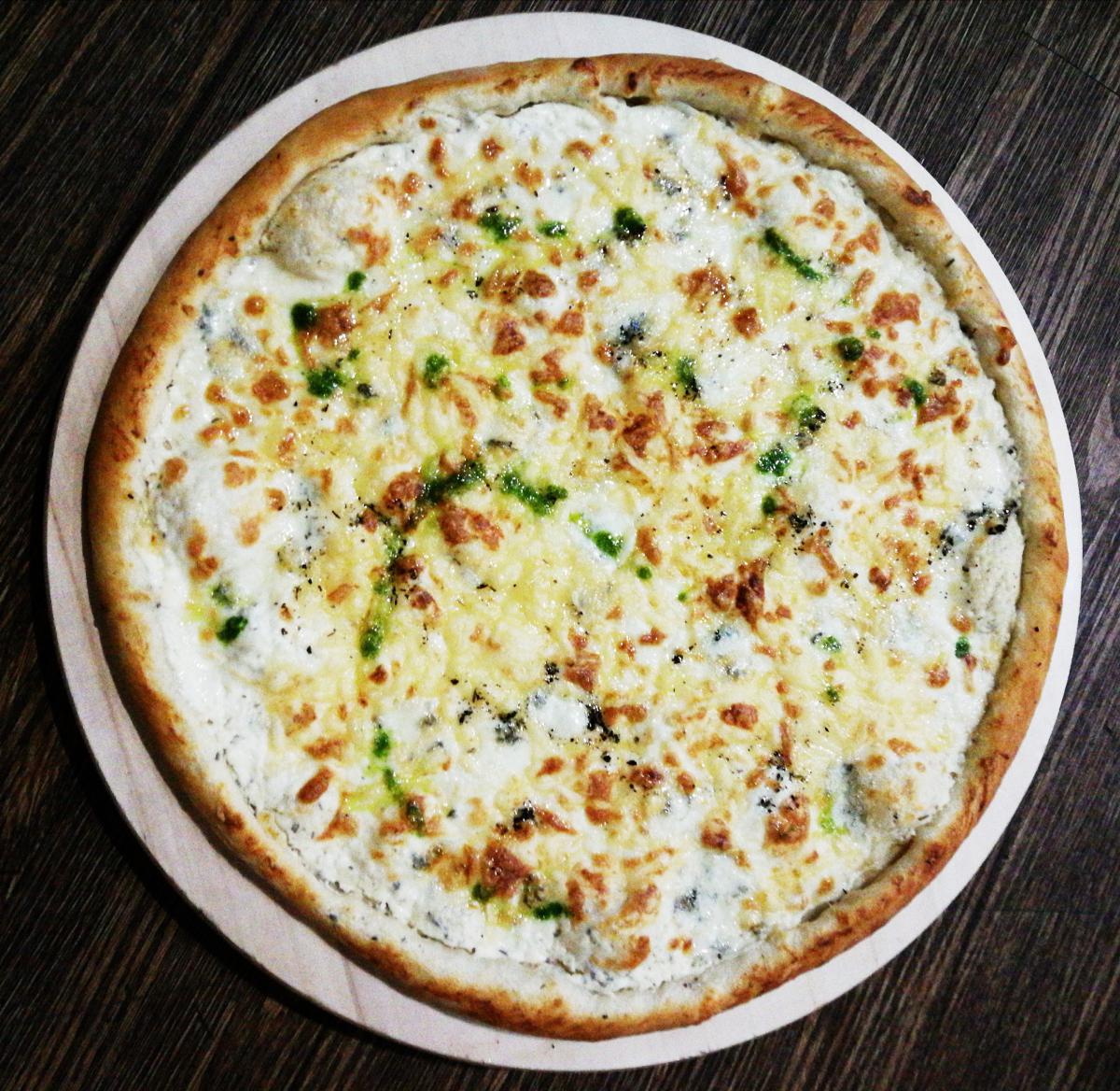 пицца 4 сыра на слоеном тесте в духовке рецепт фото 84